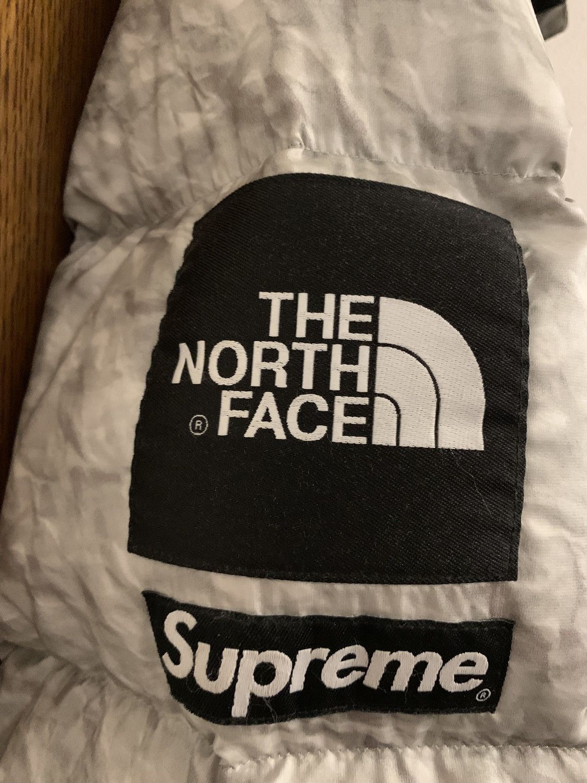Supreme × The North Face Supreme x The North Face Paper Nuptse Size US L / EU 52-54 / 3 - 3 Thumbnail
