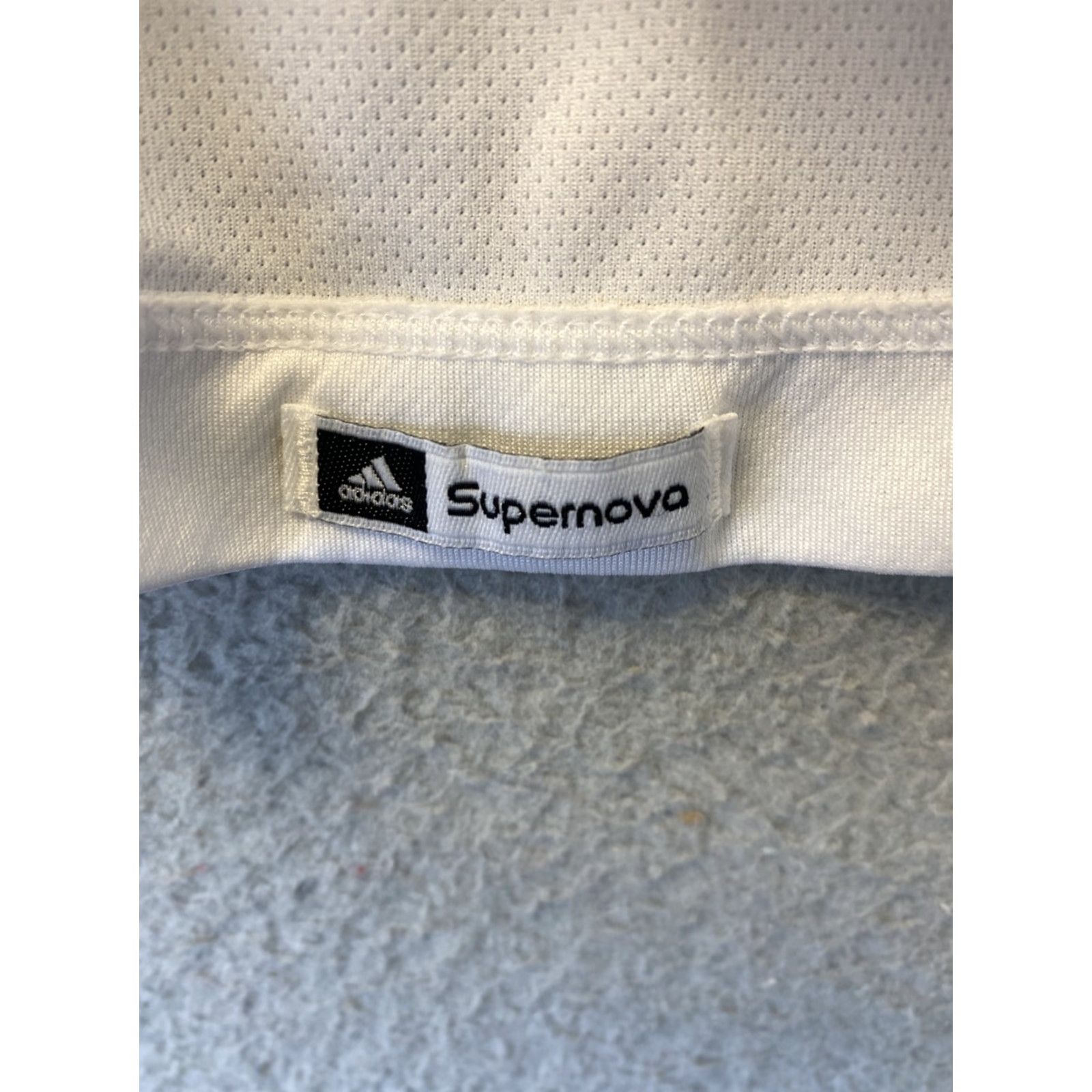 Adidas Adidas Women’s Shirt Long Sleeve Size Medium (18-20) V-Neck Pullover Regular Activewear Outdoor Sports Running & Jogging Solid White Size M / US 6-8 / IT 42-44 - 5 Thumbnail