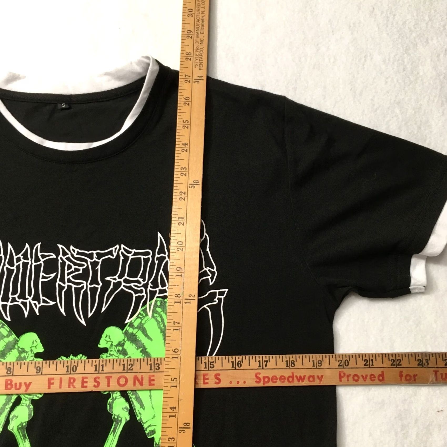 Vintage UNDERTRAP SKULLS SKELETON GRAPHIC NEON T-SHIRT SMALL Shirt Mens S Black Skull 90s Event Theme Much? Size US S / EU 44-46 / 1 - 4 Thumbnail