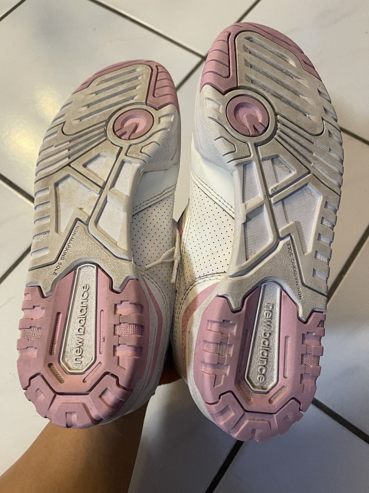 New Balance NEW BALANCE 550 White Lilac Bubble Gum Pink Women's Shoes Size US 9.5 / IT 39.5 - 8 Thumbnail