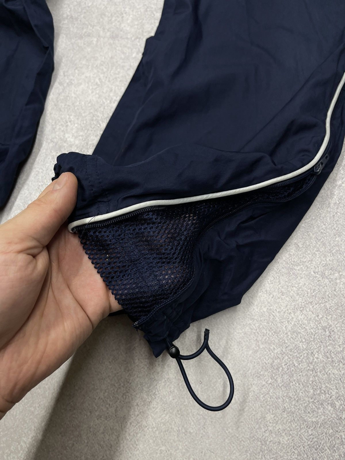 Nike Vintage Nike Nylon Sweatpants Navy Drill Y2K TECH ACG Size S Size US 30 / EU 46 - 7 Thumbnail