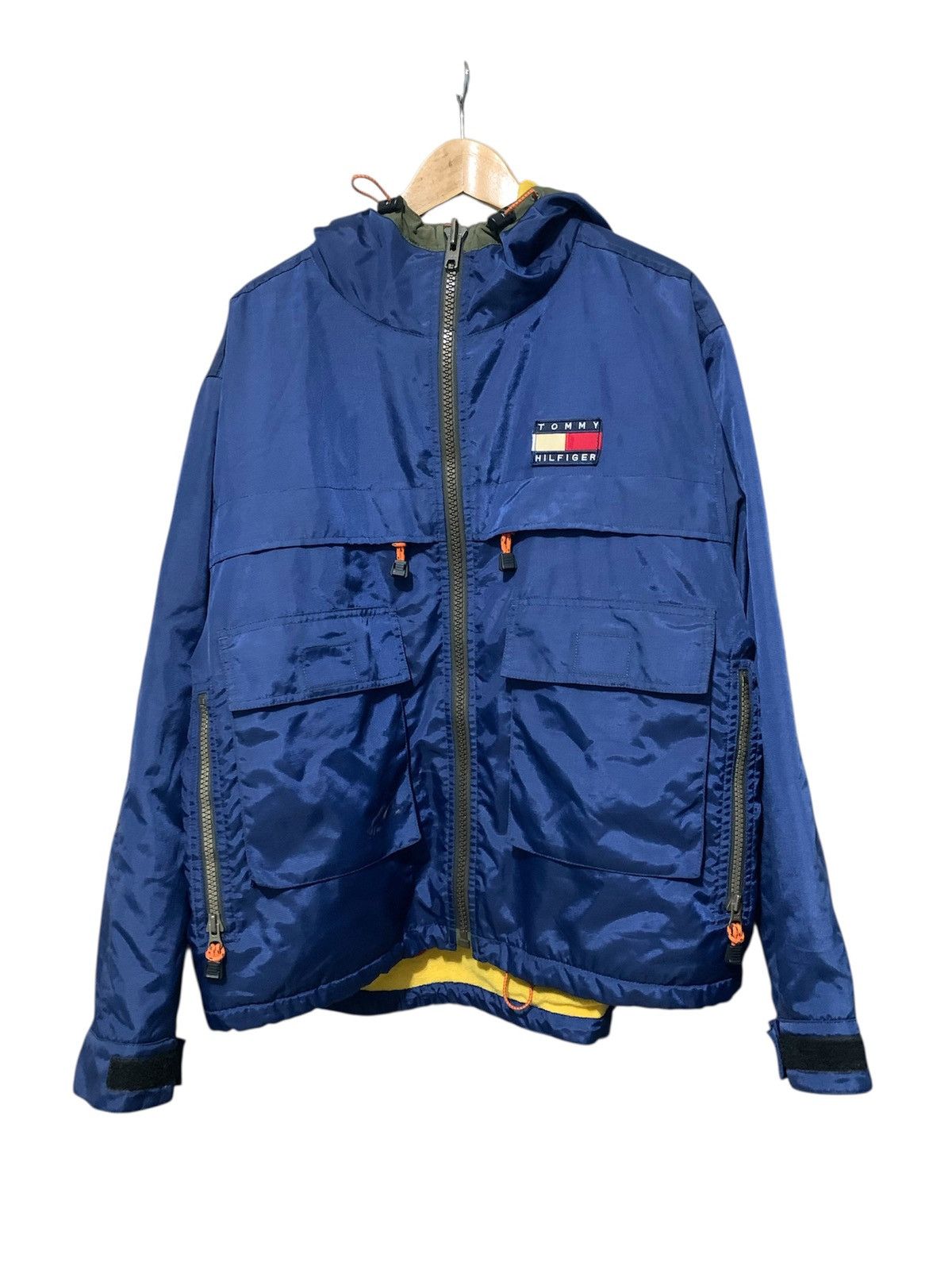 Tommy Hilfiger × Vintage Vintage Tommy Hilfiger windbreaker hoddie jacket Size US M / EU 48-50 / 2 - 1 Thumbnail