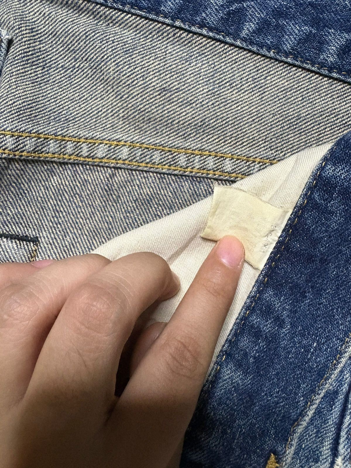 Japanese Brand × Uniqlo Vintage Japanese Uniqlo Faded Wash Distressed Baggy Jeans Size US 33 - 10 Thumbnail
