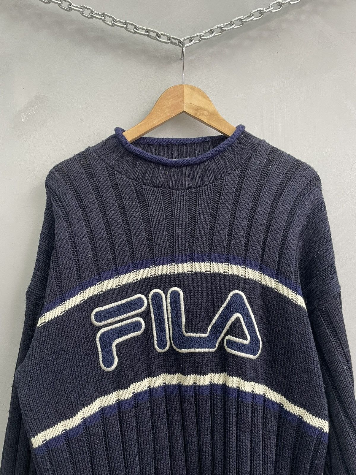 Fila Vintage y2k retro Fila big logo sweater crewneck 90s Size US S / EU 44-46 / 1 - 2 Thumbnail