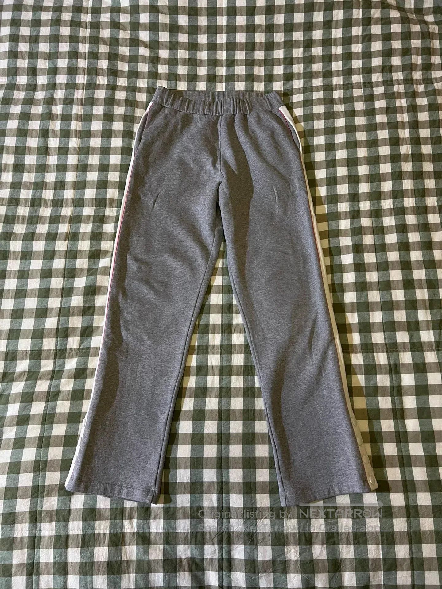 Valentino valentino gray pink stripe casual pants. Size 23" - 1 Thumbnail