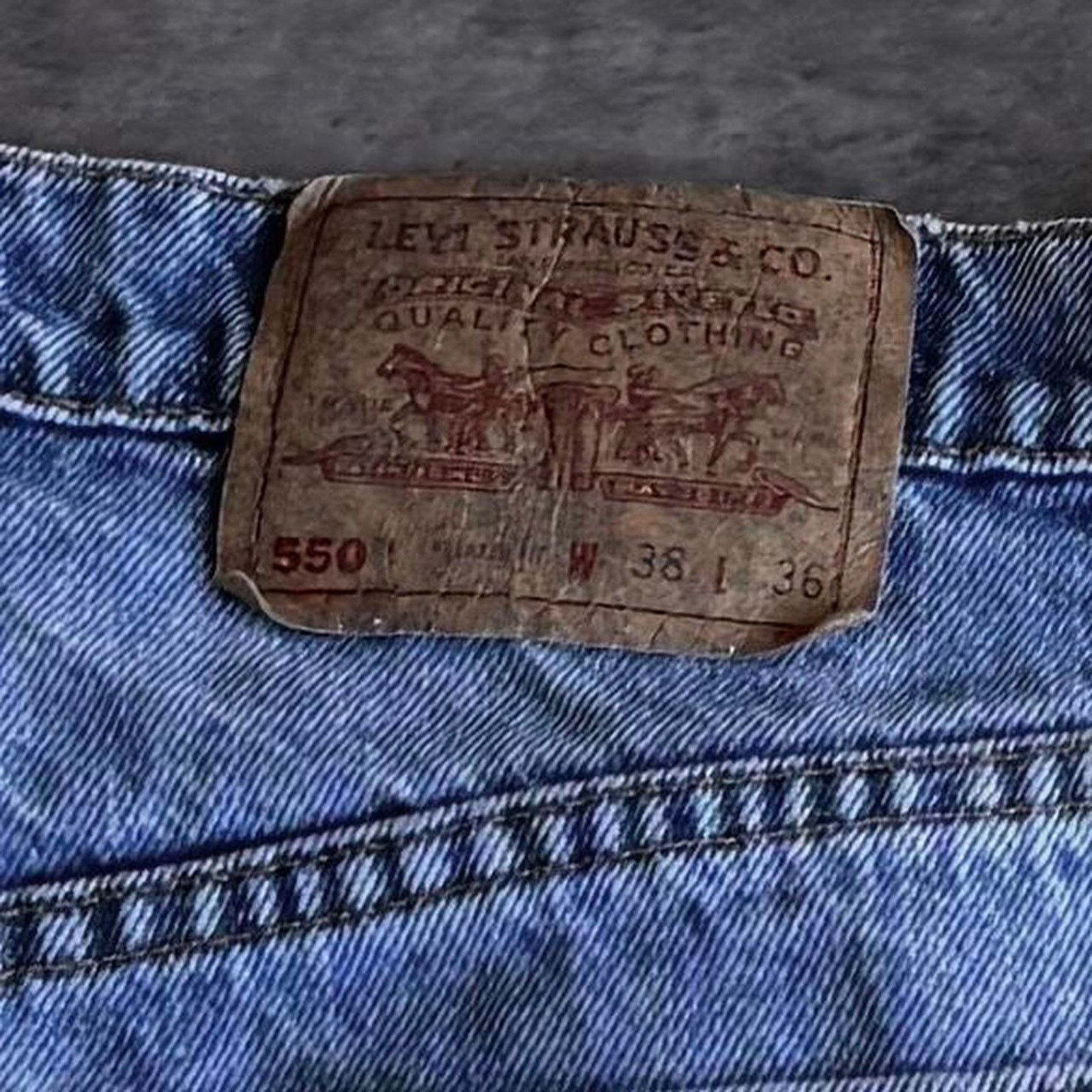 Levi's × Levi's Vintage Clothing Vintage 90s Levi’s 550 Made In USA Relaxed Fit Denim Jeans Size US 36 / EU 52 - 4 Thumbnail