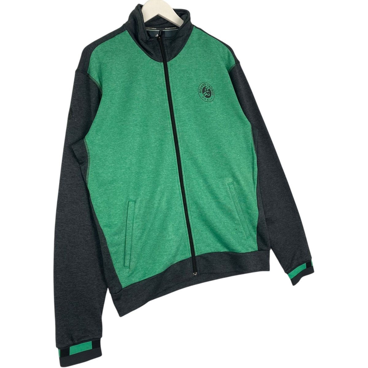 Vintage Vintage Adidas Embroidery Crewneck Sweatshirt Black/Green Size US M / EU 48-50 / 2 - 3 Thumbnail