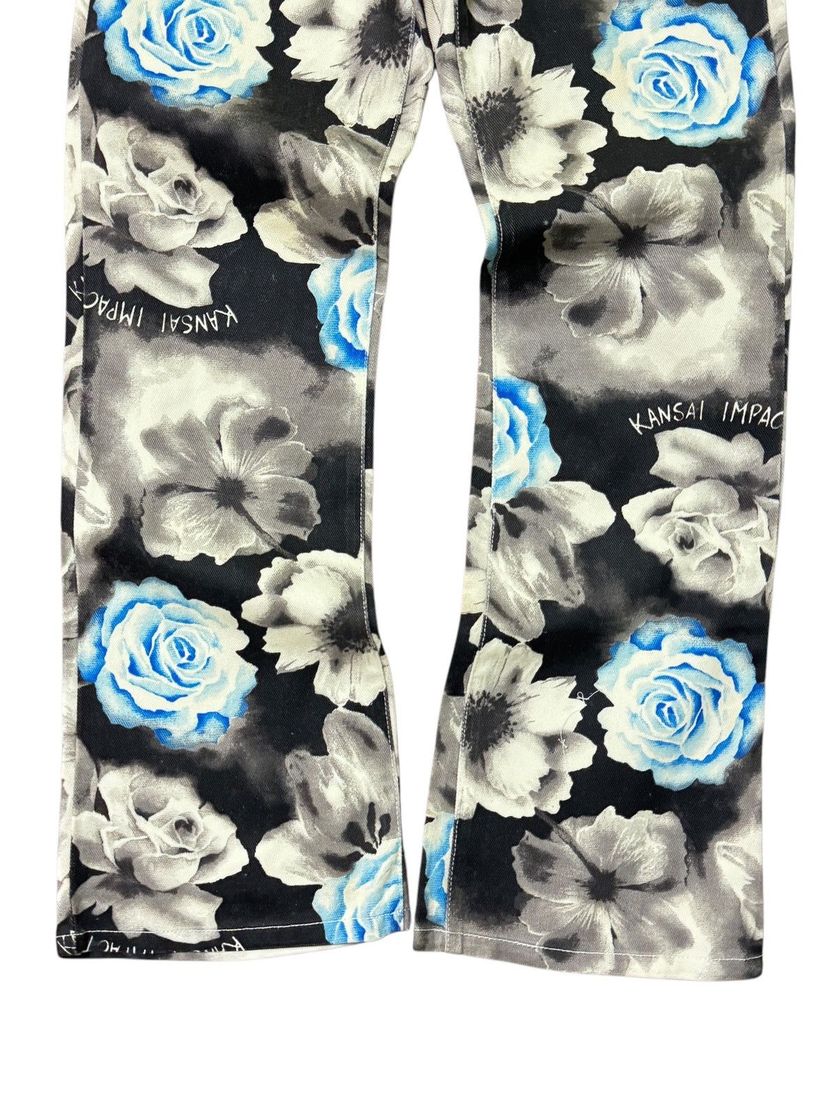 Japanese Brand FLARED KANSAI IMPACT FLOWER FULL PRINTED BOOT CUT PANT Size 24" / US 00 / IT 34 - 6 Thumbnail