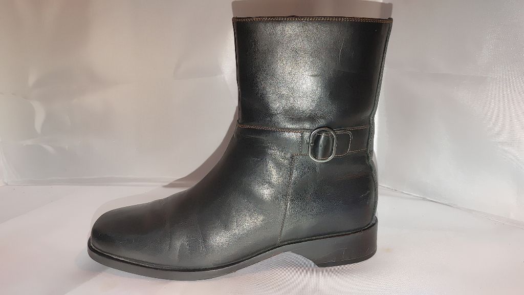 Cole Haan Cole Haan Leather Country Ankle Boot Size 7B Size US 7 / IT 37 - 2 Thumbnail