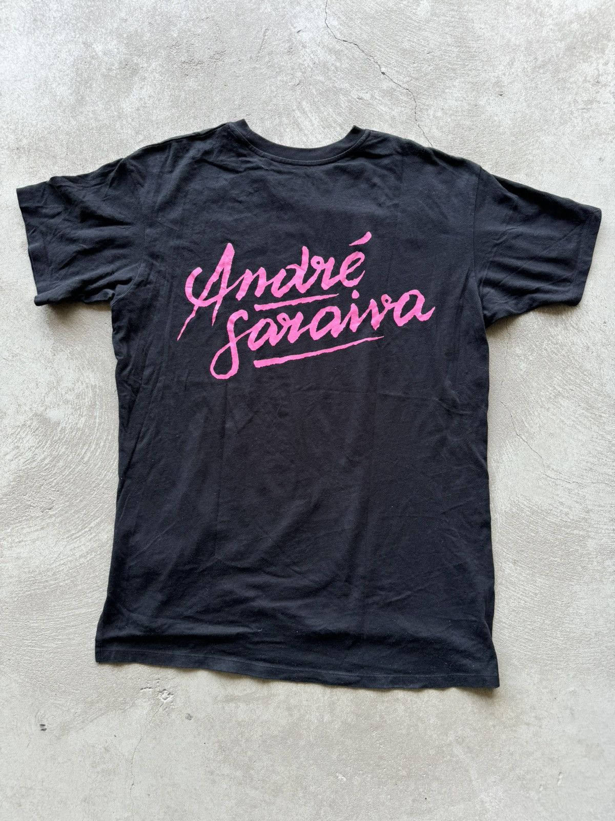 Andre Saraiva x Uniqlo T-shirt