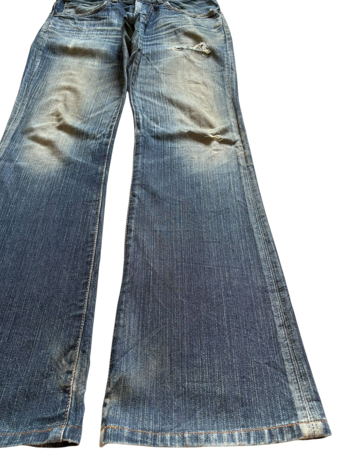 Edwin Exclusive Vintage Edwin 401 Mud Wash Distressed Flare Jeans Size US 30 / EU 46 - 7 Thumbnail
