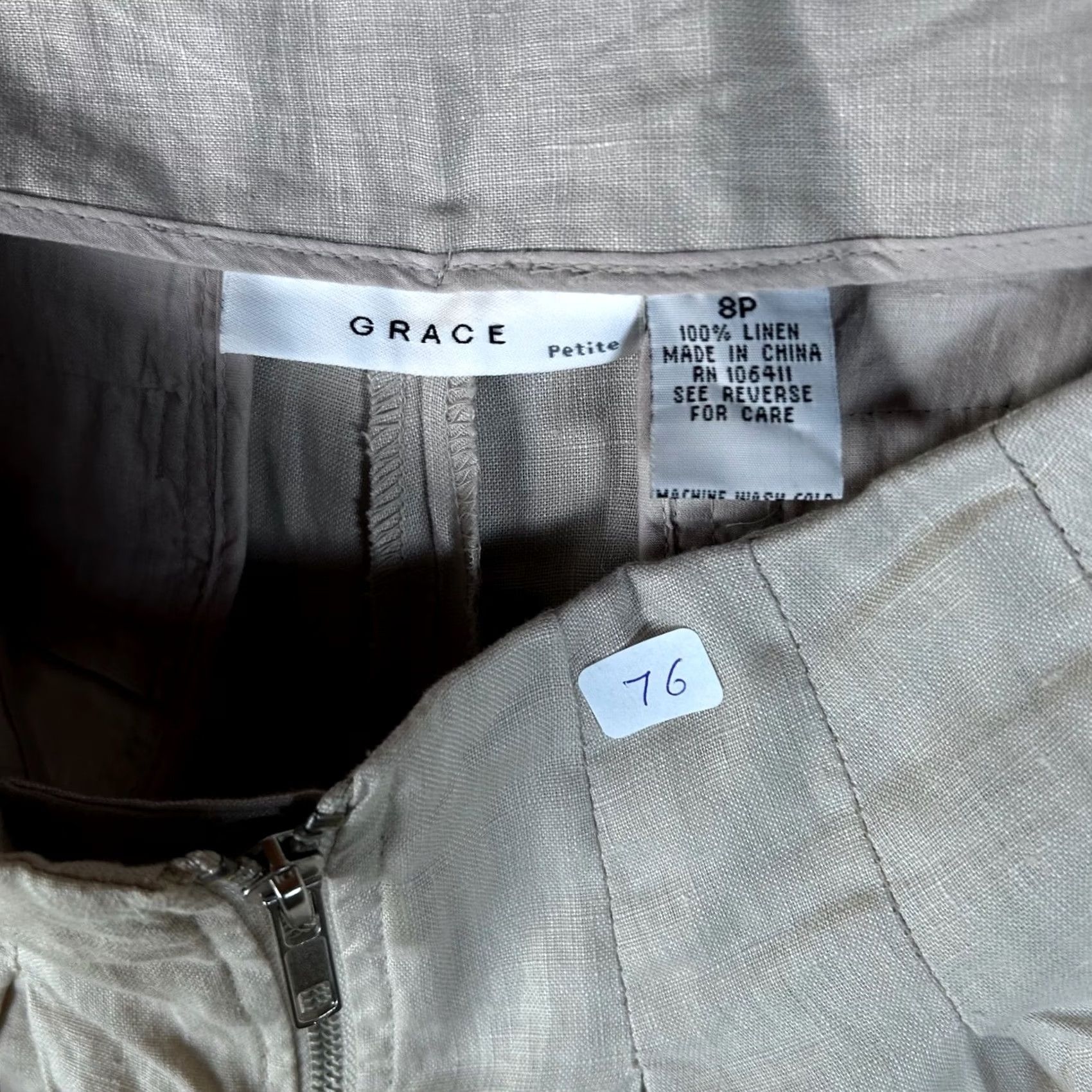 Vintage Grace Petite Tan Beige 100% Linen Pleated Exposed Zipper Cuffed Shorts Size 8P Size 30" / US 8 / IT 44 - 2 Thumbnail
