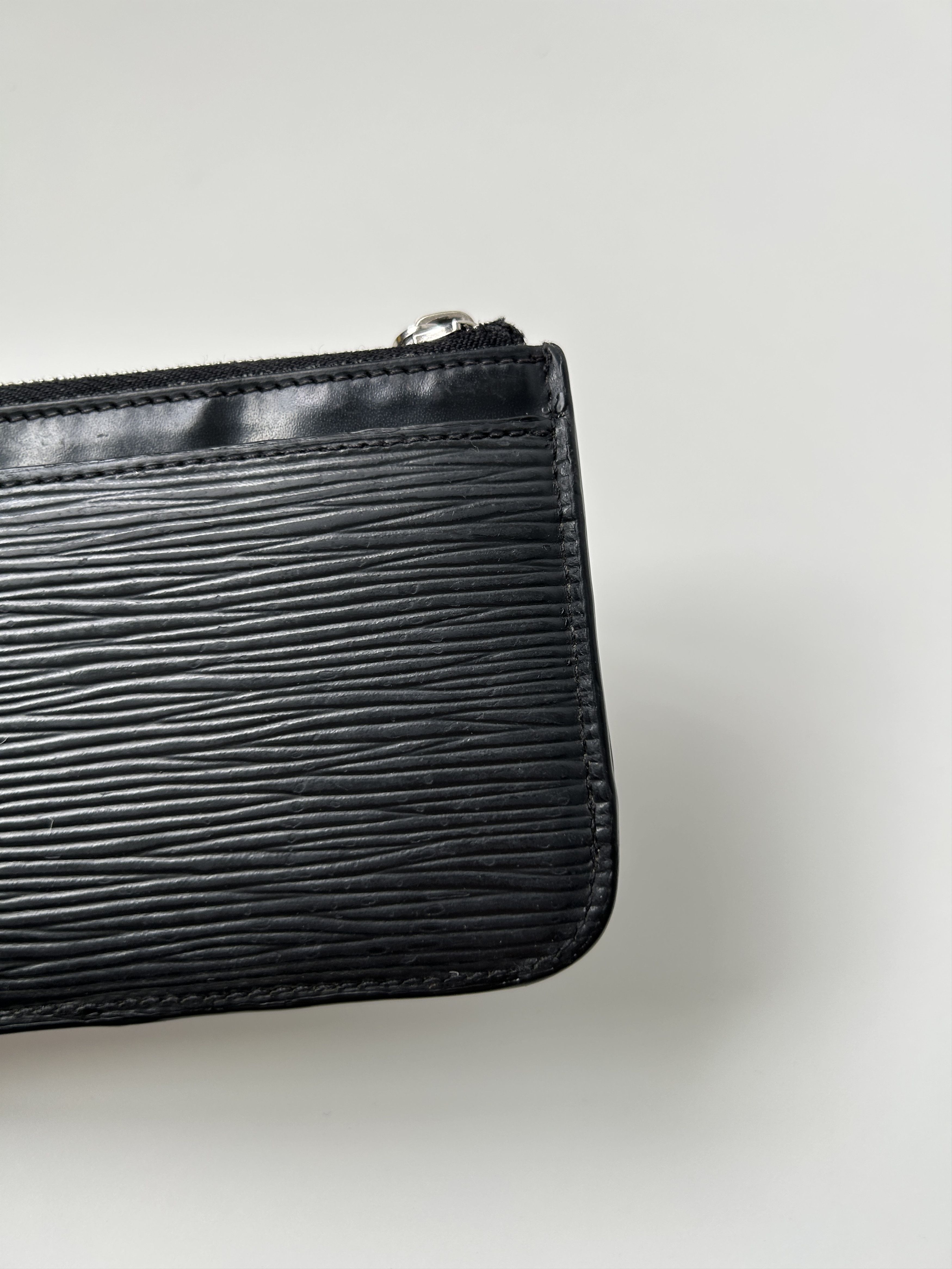 Louis Vuitton Vintage Louis Vuitton epi leather pochette cle large size Size ONE SIZE - 8 Thumbnail