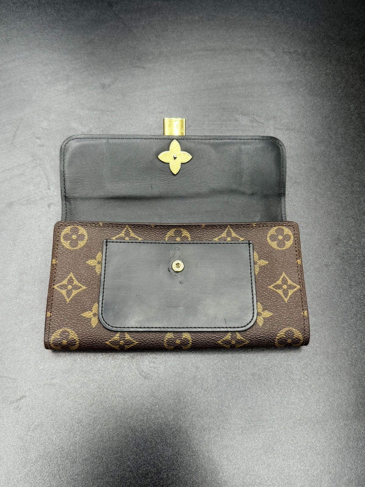 Louis Vuitton Louis Vuitton Monogram Brown Flap Wallet Clutch Gold Lock Size ONE SIZE - 14 Thumbnail