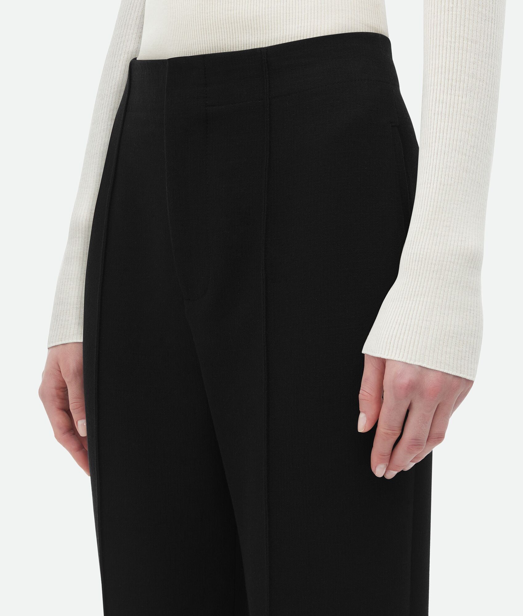 Bottega Veneta o1n1vont1224 Structured Cotton Stirrup Pant in Black Size 26" / US 2 / IT 38 - 5 Thumbnail