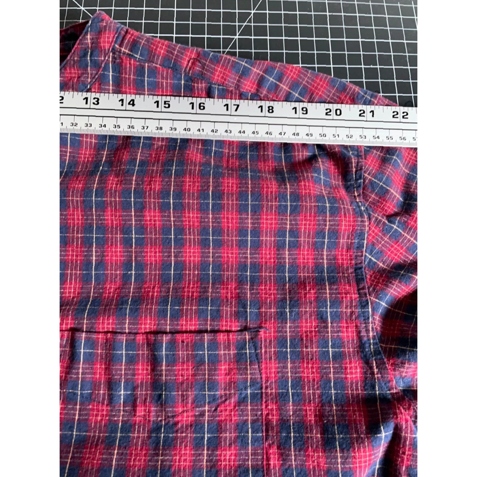 Lee Lee Valley Ireland Grandfather Shirt Men L Red Blue Plaid Band Collar Flannel Cotton Button-Up Long Sleeve Christmas? Size US L / EU 52-54 / 3 - 7 Thumbnail