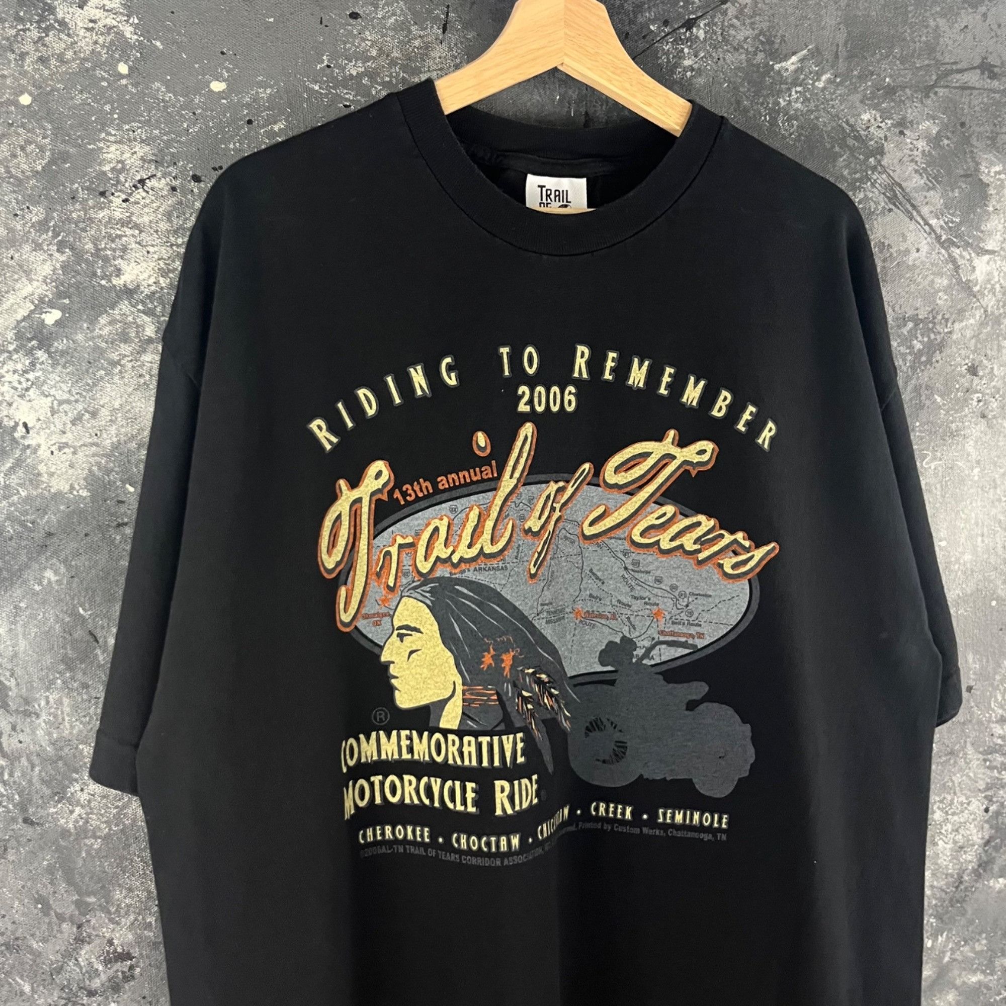 Vintage Vintage Trail of Hearts shirt Size US XL / EU 56 / 4 - 2 Thumbnail