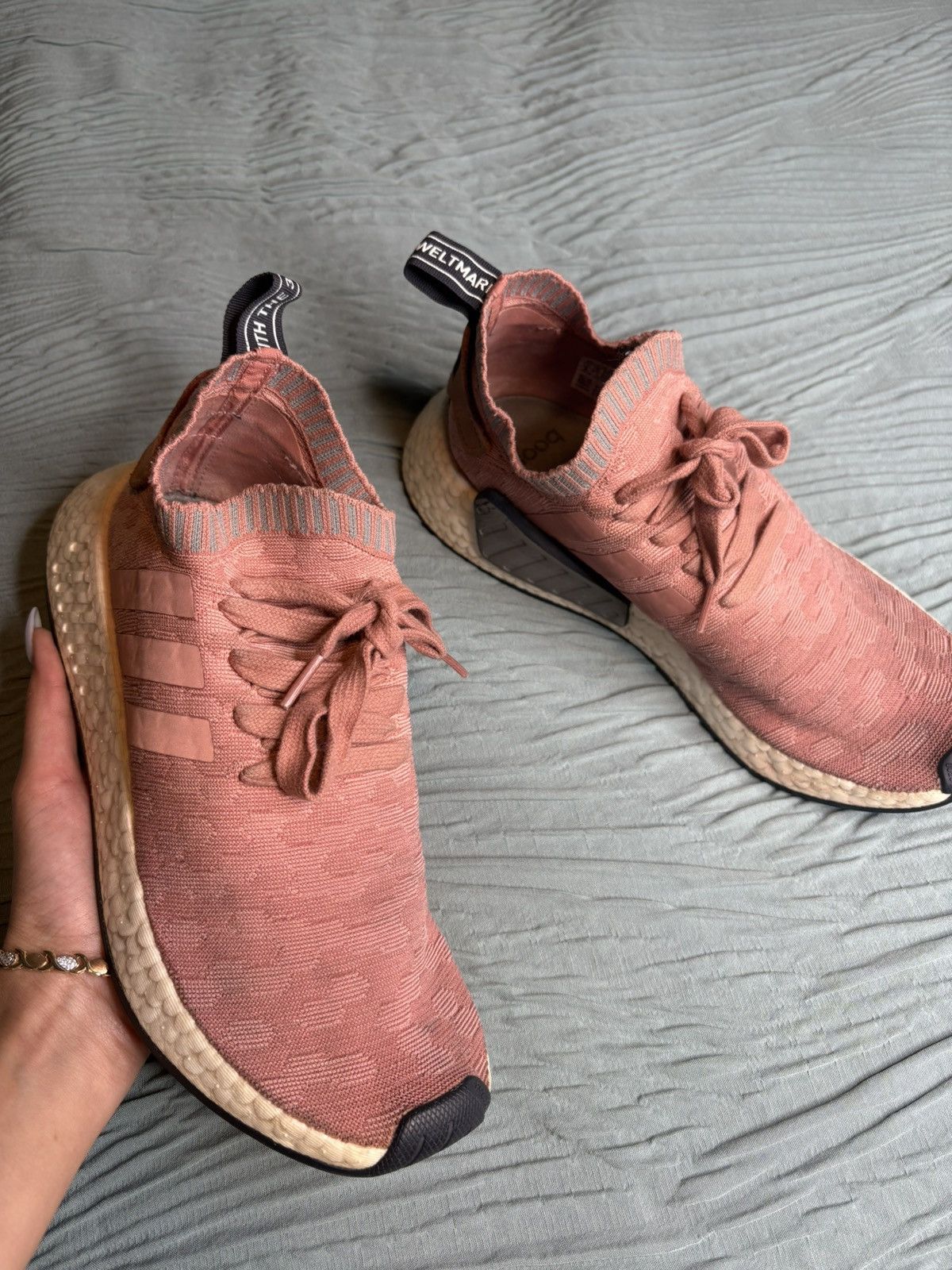 Adidas NMD R2 Primeknit “Raw Pink”