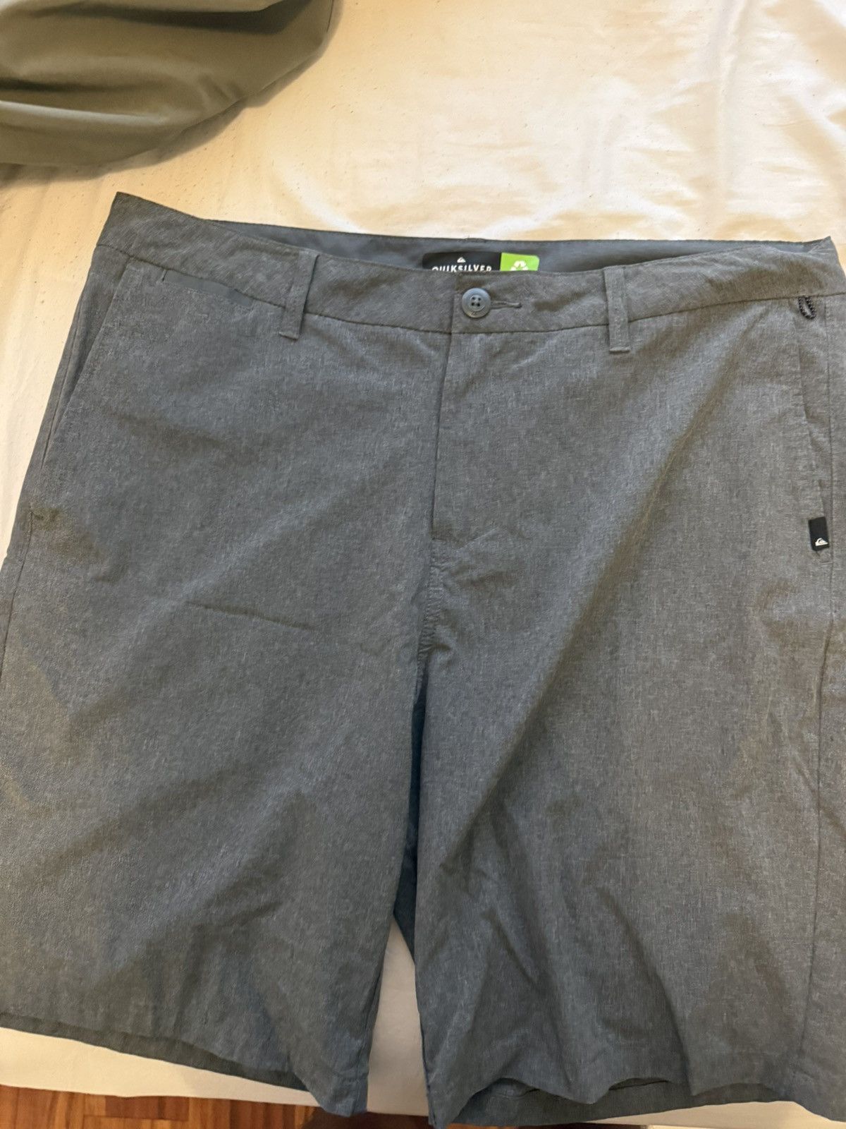 Quiksilver Quicksilver dark grey quick dry amphibian shorts size 36 Size US 36 / EU 52 - 1 Thumbnail