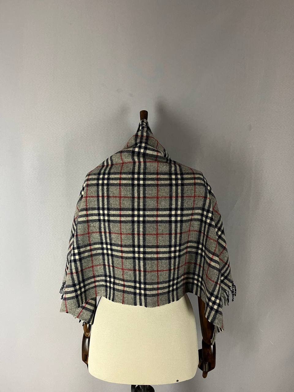 Burberry Burberry Nova Check Scarf Wool Size ONE SIZE - 4 Thumbnail