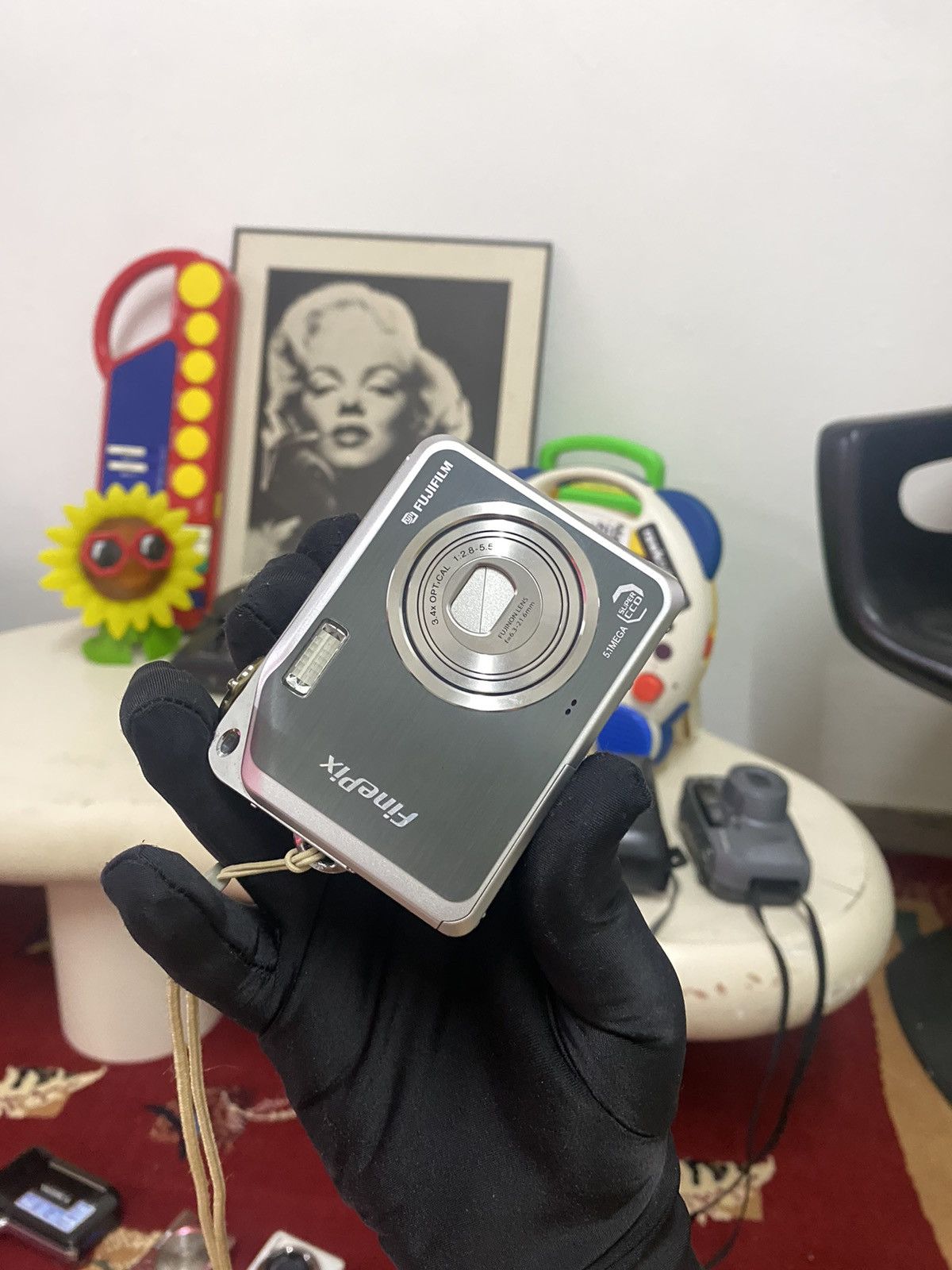 Other FUJIFILM DIGITAL CAMERA Size ONE SIZE - 1 Thumbnail