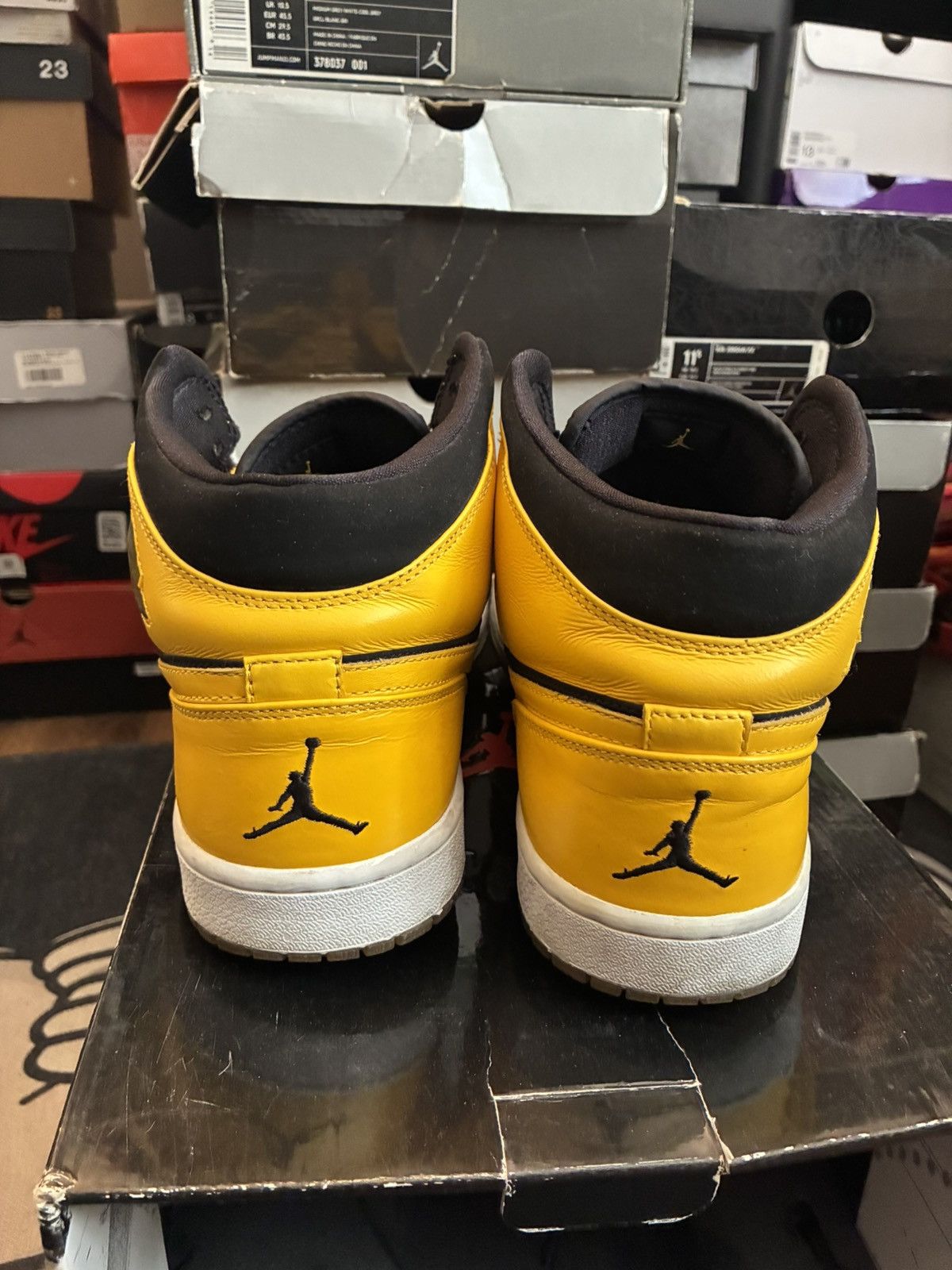 Jordan Brand Jordan 1 Mid BMP New Love Size US 11.5 / EU 44-45 - 5 Thumbnail