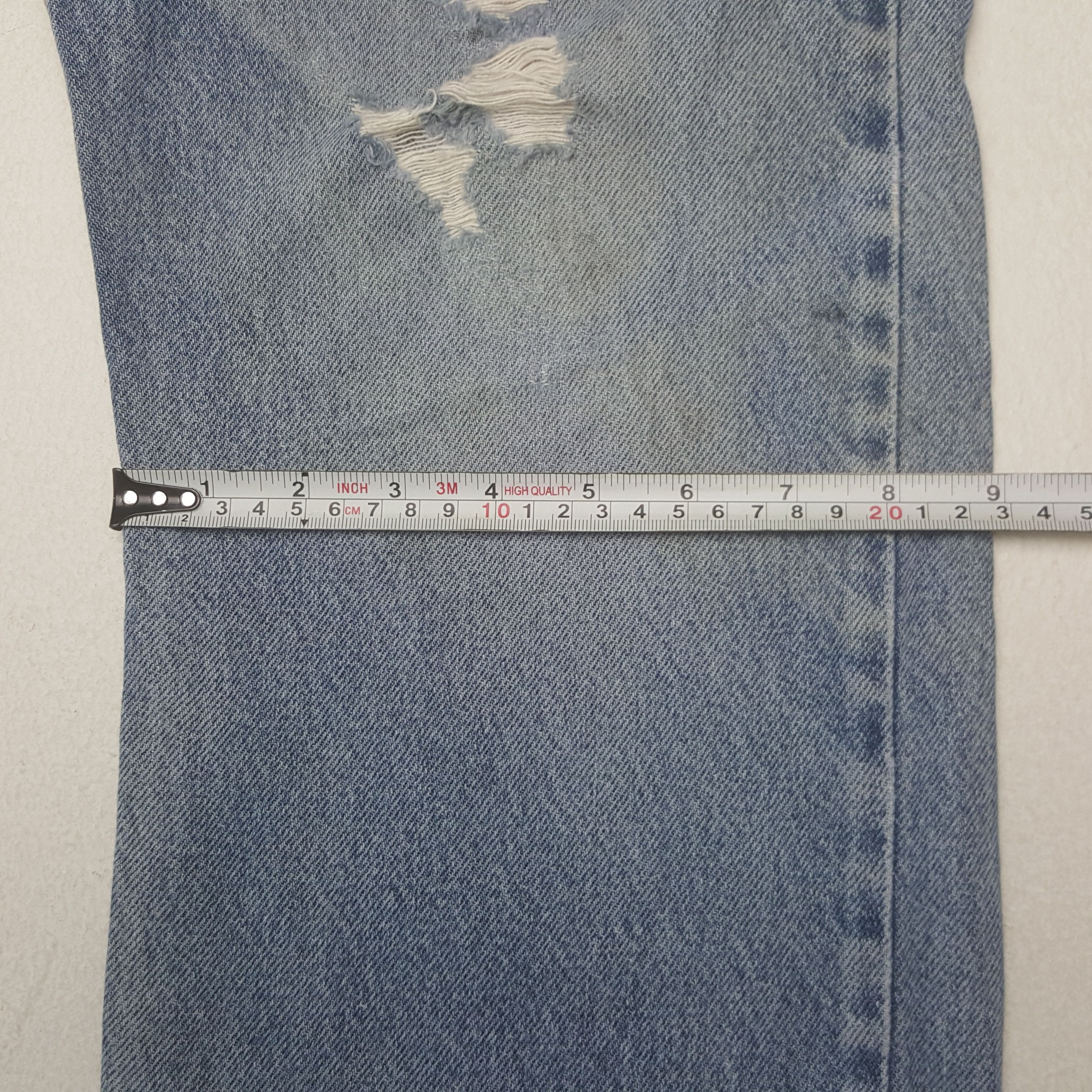 Vintage Levi's American Distressed Style Denim Jeans