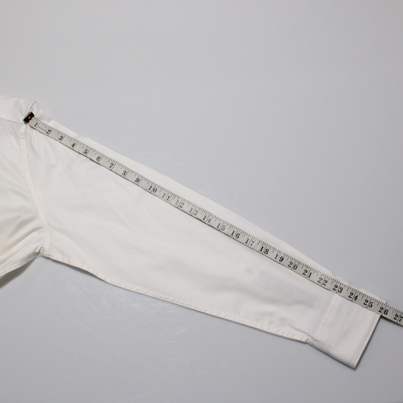 Robert Graham Robert Graham New with tags Shirt Size L US In White Size US L / EU 52-54 / 3 - 8 Thumbnail