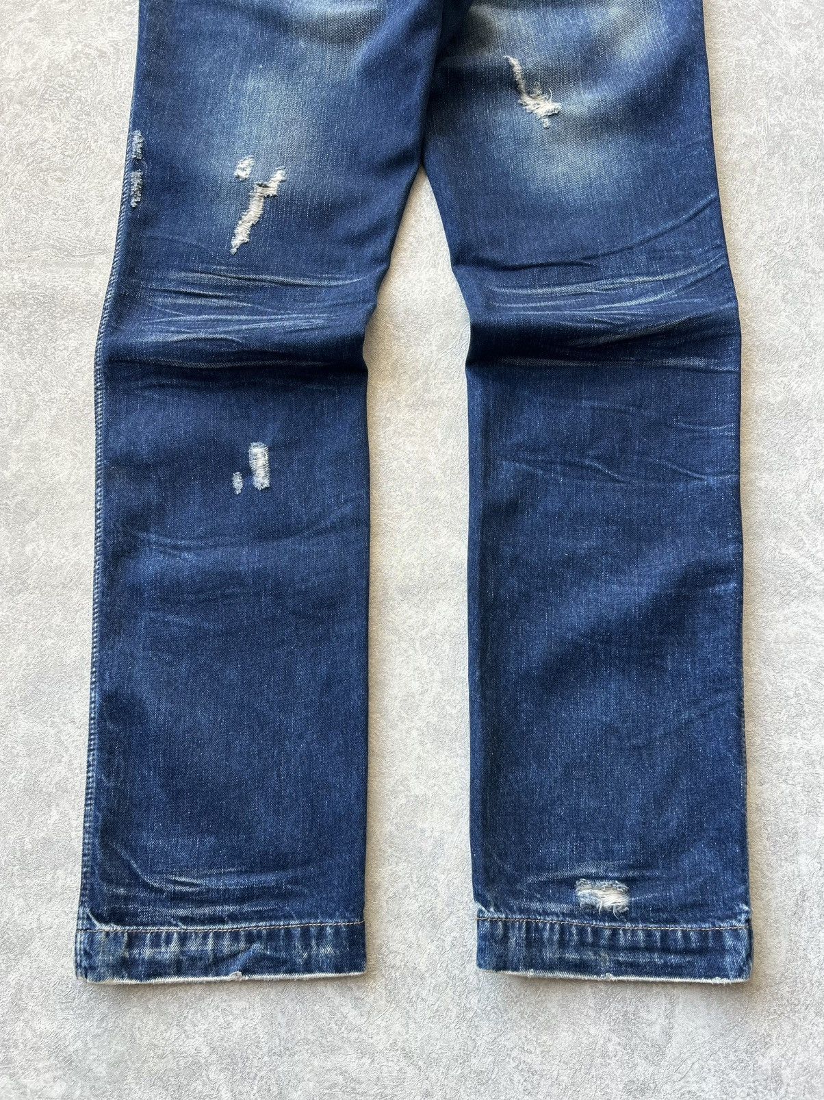 Dolce & Gabbana Vintage 00s Dolce & Gabbana Distressed Faded Denim Jeans Size US 34 / EU 50 - 8 Thumbnail
