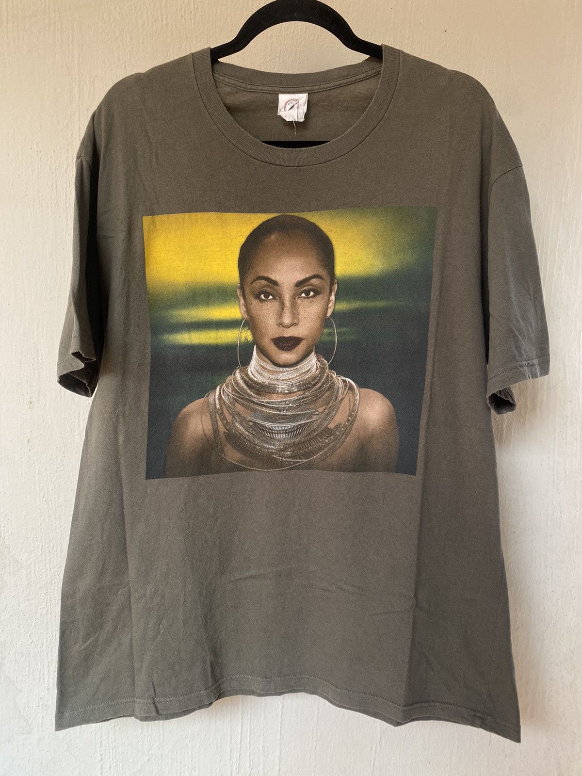 image of Band Tees x Vintage Sade 2011 Soldier Of Love Tour Vintage Shirt in Green, Men's (Size XL)