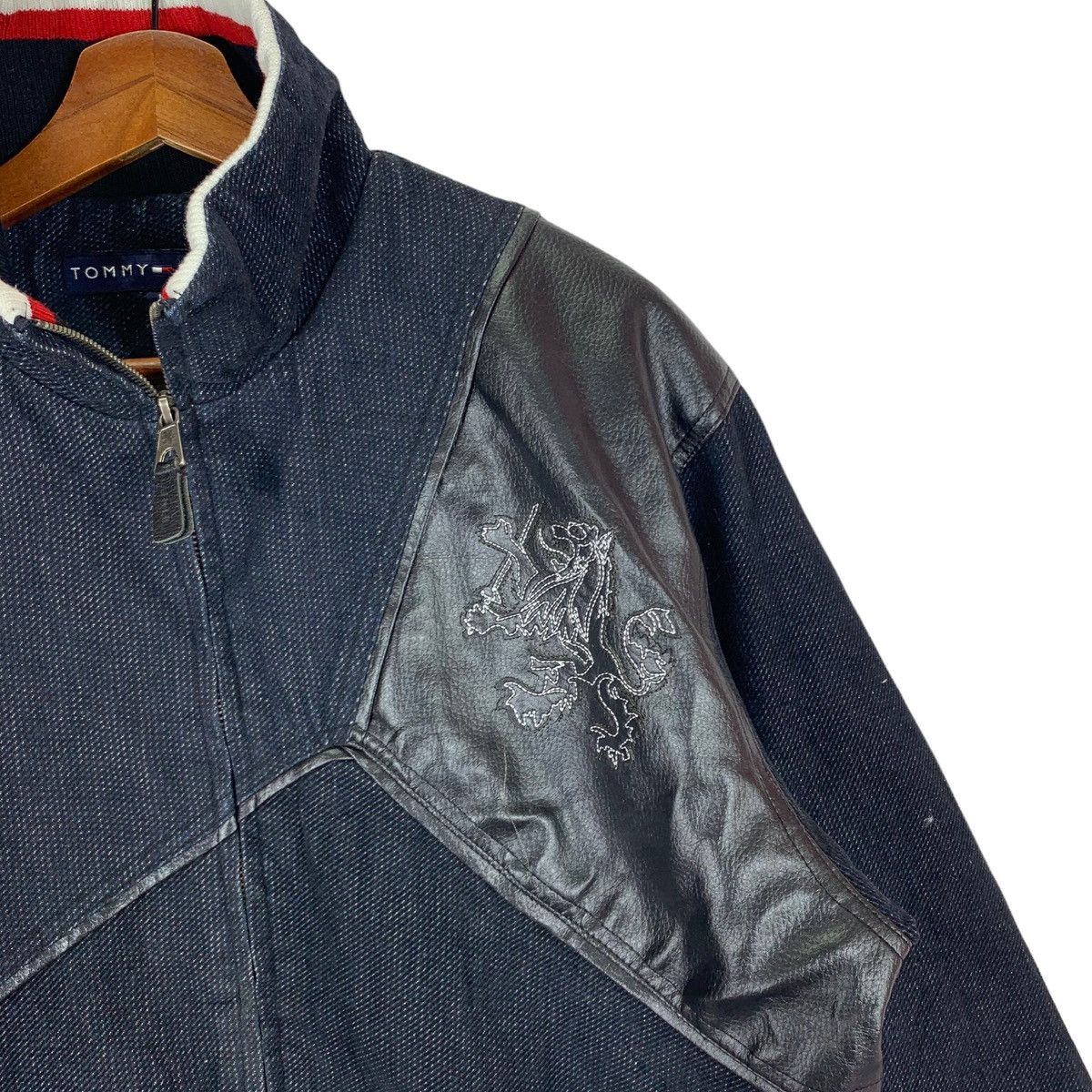 Tommy Hilfiger VINTAGE TOMMY HILFIGER DENIM PVC BOMBER JACKET Size US M / EU 48-50 / 2 - 4 Thumbnail