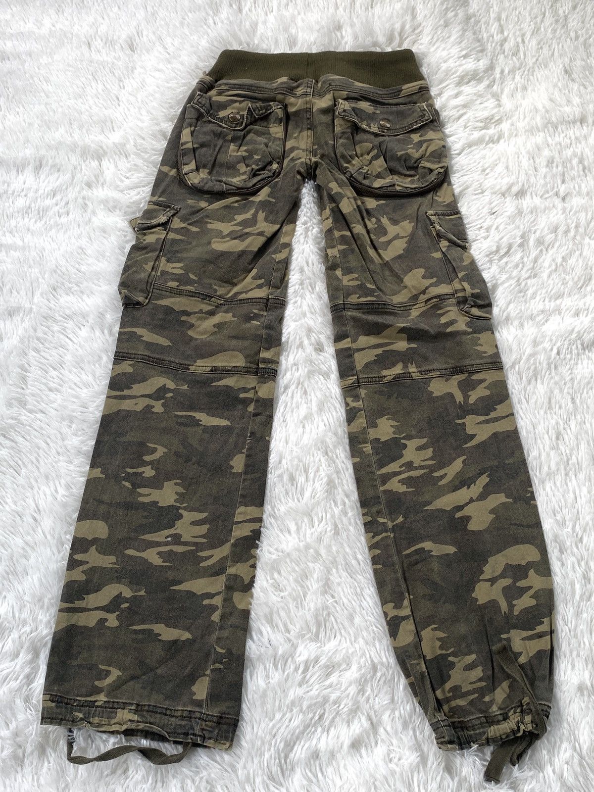 Vintage ❗️SALE❗️Vintage Upper Freak Cargo Tactical Camo Bondage Pant Size 28" / US 6 / IT 42 - 4 Thumbnail
