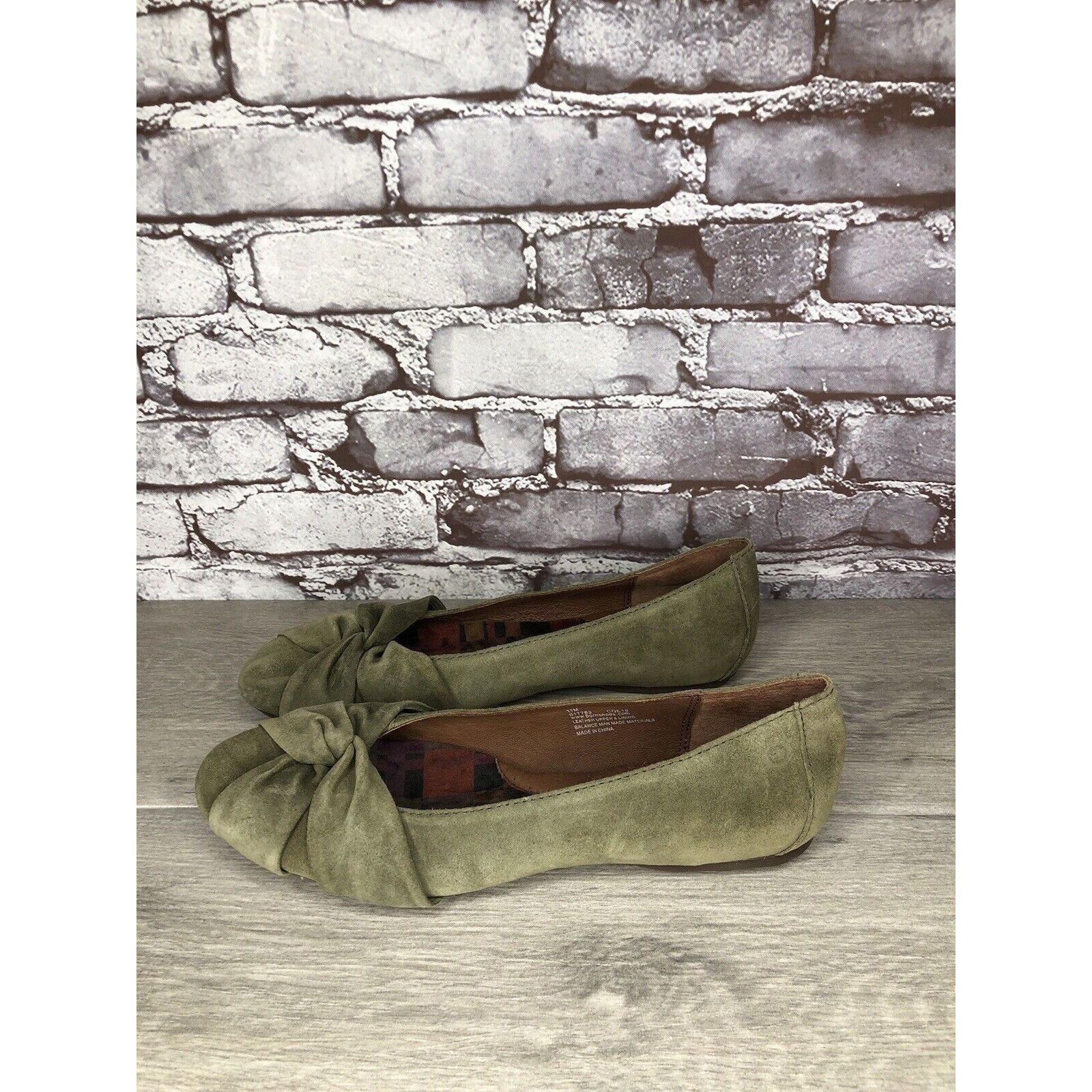 Born Born Lily Green Suede Leather Knot Ballet Flats Shoes Women’ Size US 11 / IT 41 - 1 Thumbnail