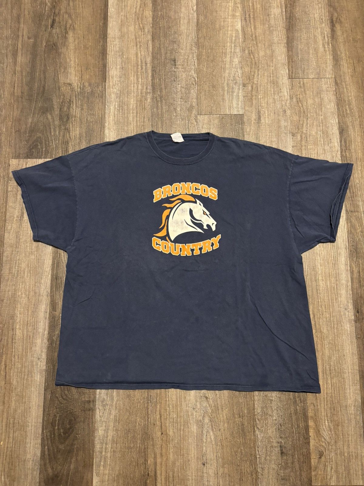 NFL Denver Broncos “Bronco’s Country” Graphic Tee Shirt Size US XXL / EU 58 / 5 - 1 Thumbnail