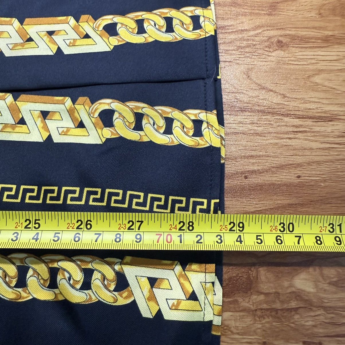 Versace €1580 Versace NWT Men’s Silk Medusa Chains Shirt Size 48 (M) Size US M / EU 48-50 / 2 - 13 Thumbnail