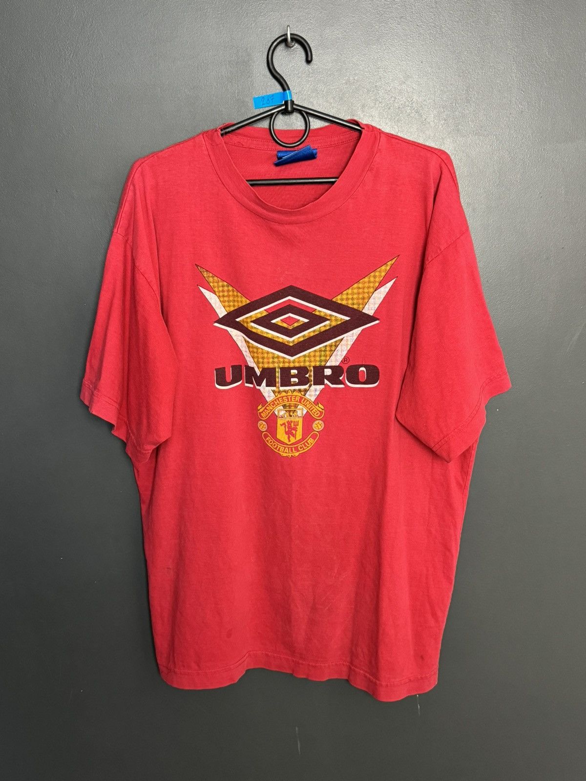 Umbro Vintage Manchester United Sharp Training Football T-Shirt Size US L / EU 52-54 / 3 - 1 Thumbnail