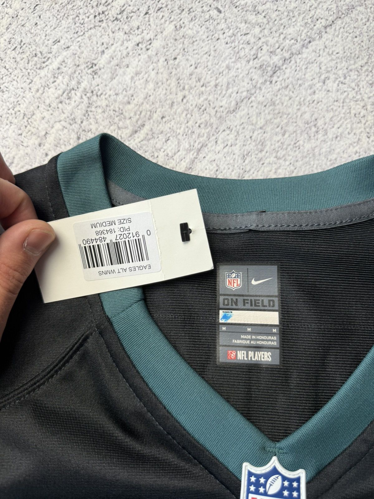 NFL Nike Eagles Carson Wentz #11 Football Jersey WOMEN MEDIUM Size M / US 6-8 / IT 42-44 - 11 Thumbnail