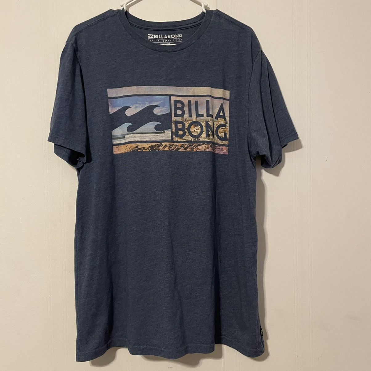 Billabong Billabong Vintage Blue Graphic Short Sleeve T Shirt Size US XL / EU 56 / 4 - 1 Thumbnail