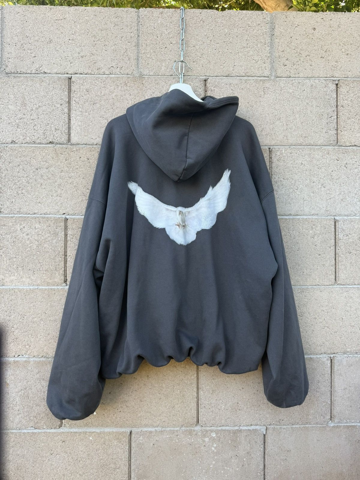 【8月まで‼️】YEEZY GAP DOVE HOODIE Yeezy Gap Engineered by Balenciaga Dove Hoodie Washed Black