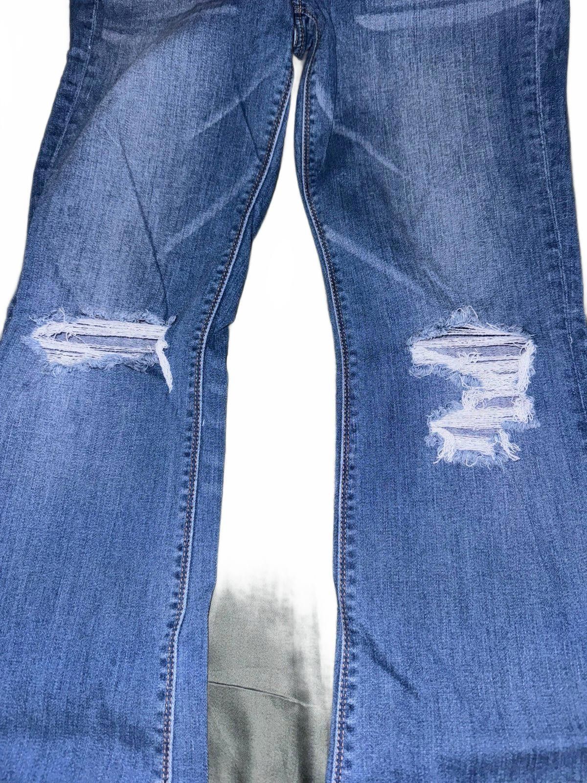 American Eagle Outfitters American Eagle jeans Hi Rise Artist Flare sz 8 long Size 29" - 3 Thumbnail