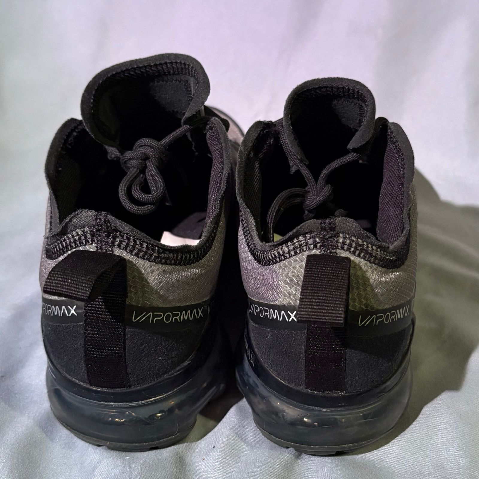 Nike Nike Air VaporMax 2019 Black Gray Sneakers 6Y (Men’s Size 6) Size US 6 / IT 36 - 4 Thumbnail