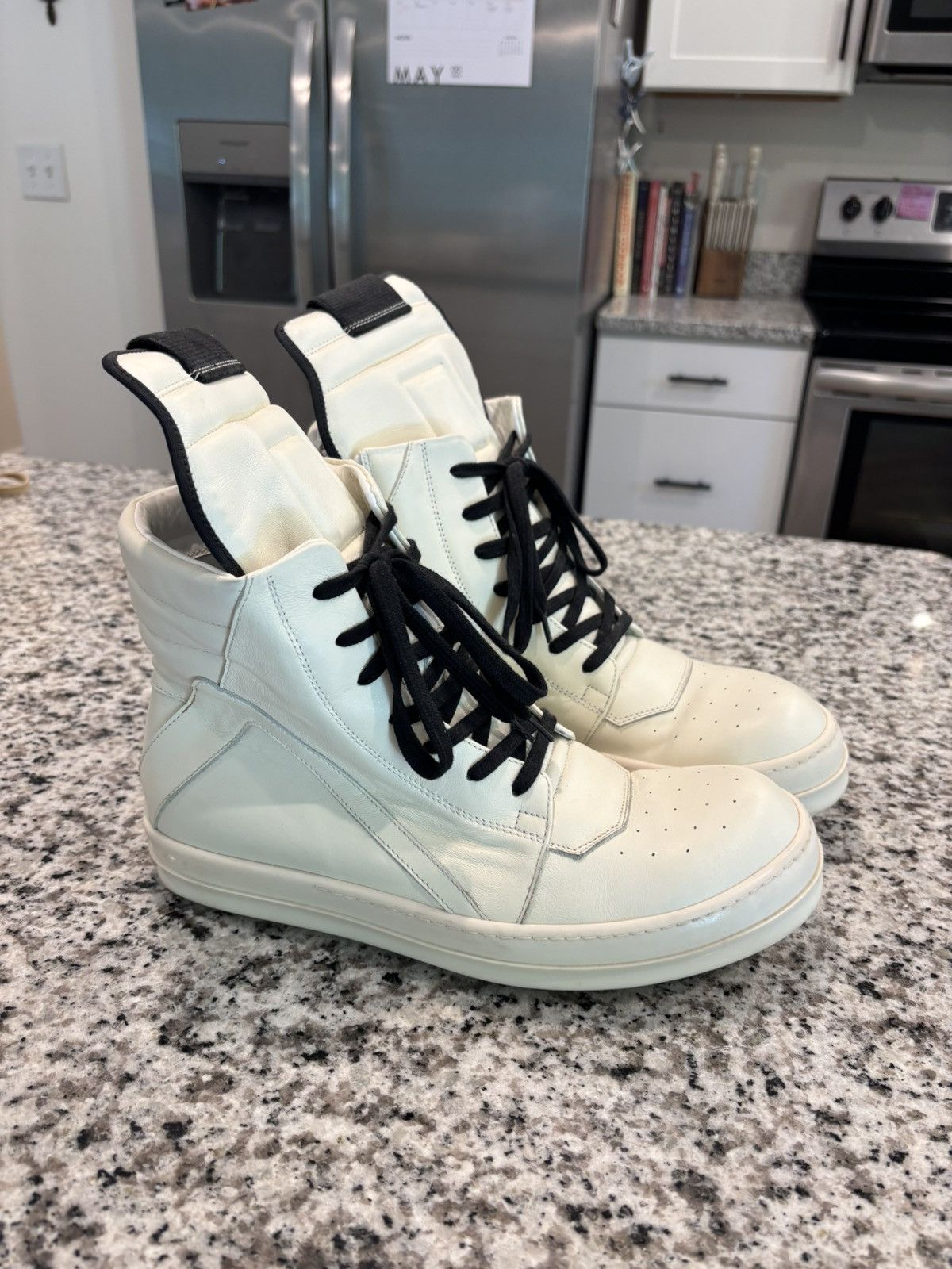 靴 Rickowens White Megalaced Geobasket Rick Owens White Geobasket | Grailed