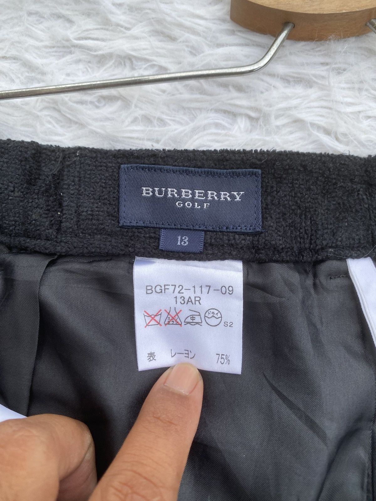Burberry Rare Vintage Burberry Casual Pants Size US 27 - 12 Thumbnail