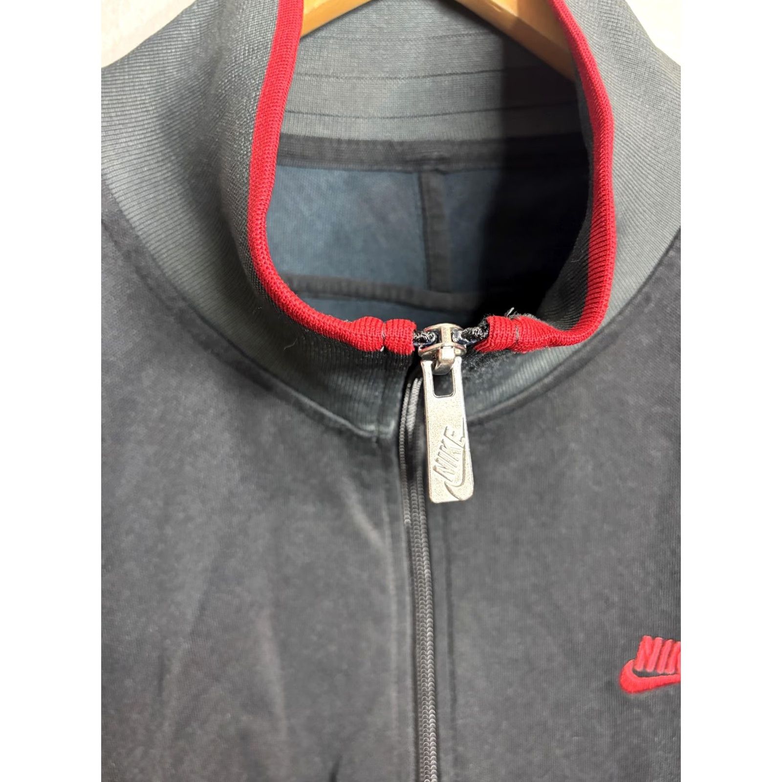 Nike Nike Sportswear Track Jacket Shirt Men XL Gray Red Full Zip Pockets Running Gym Training Vintage? Size US XL / EU 56 / 4 - 4 Thumbnail