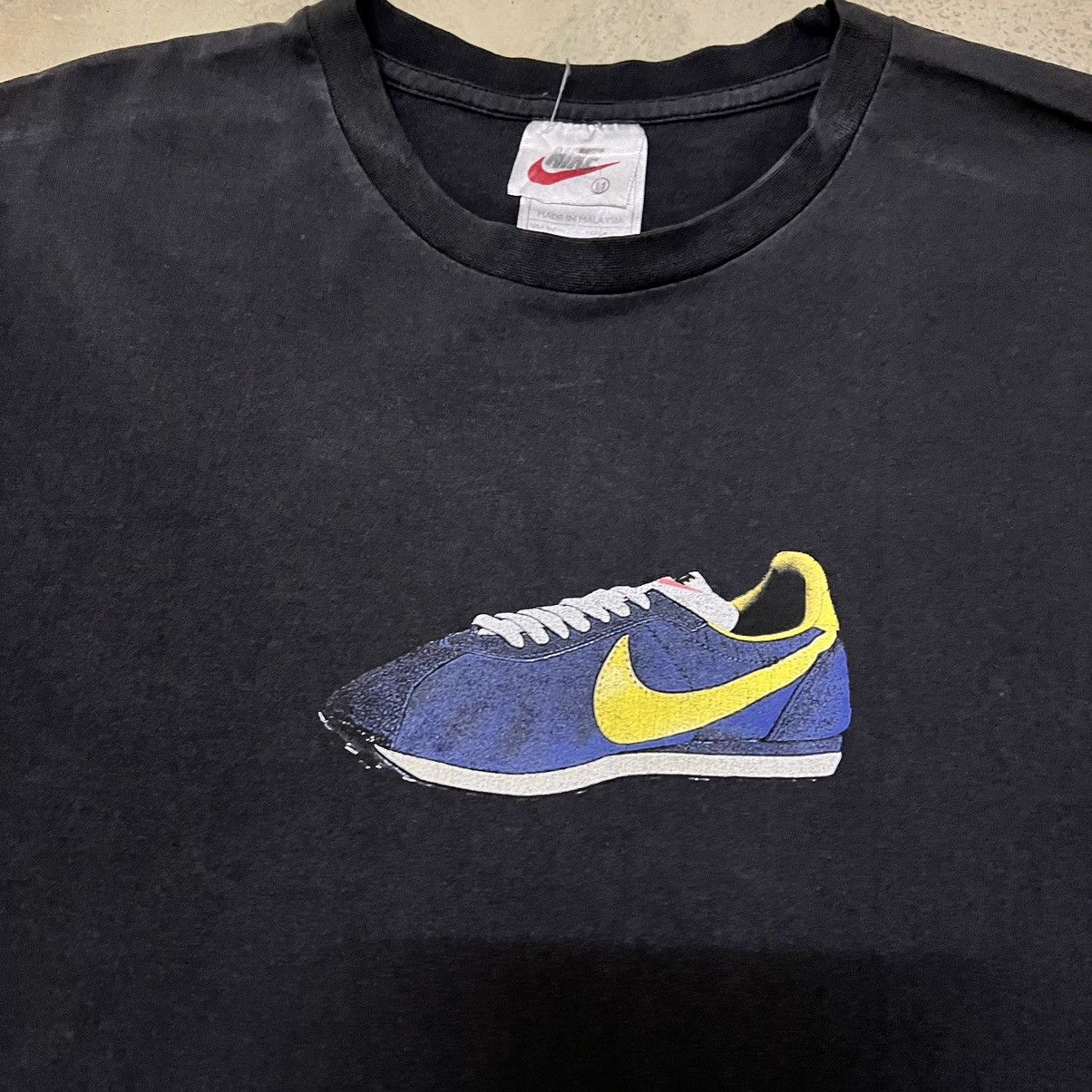 Nike Vintage Nike Cortez Shoes T Shirt Size US M / EU 48-50 / 2 - 4 Thumbnail
