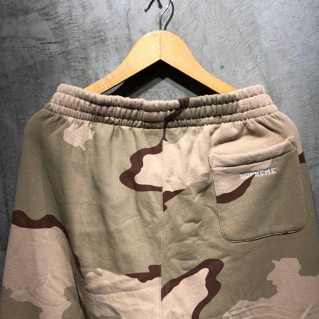 Supreme Supreme $ S logo dessert camp sweatpants Size US 33 - 7 Thumbnail