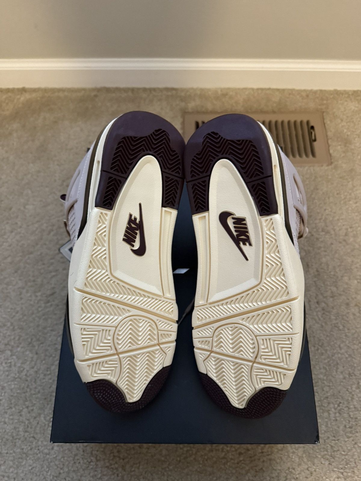 Nike Air Jordan 4 - A ma mere - While you were sleeping Size US 9.5 / EU 42-43 - 5 Thumbnail
