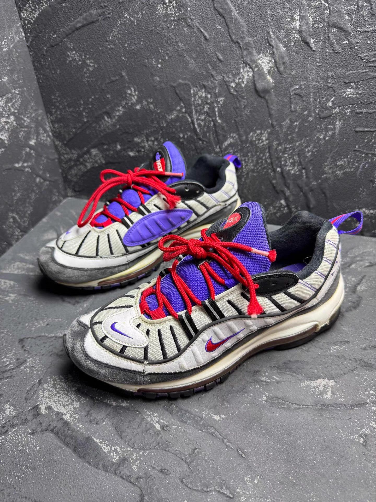 Nike Nike Air Max 98 Black & Purple Q10 Size US 8 / EU 41 - 1 Thumbnail