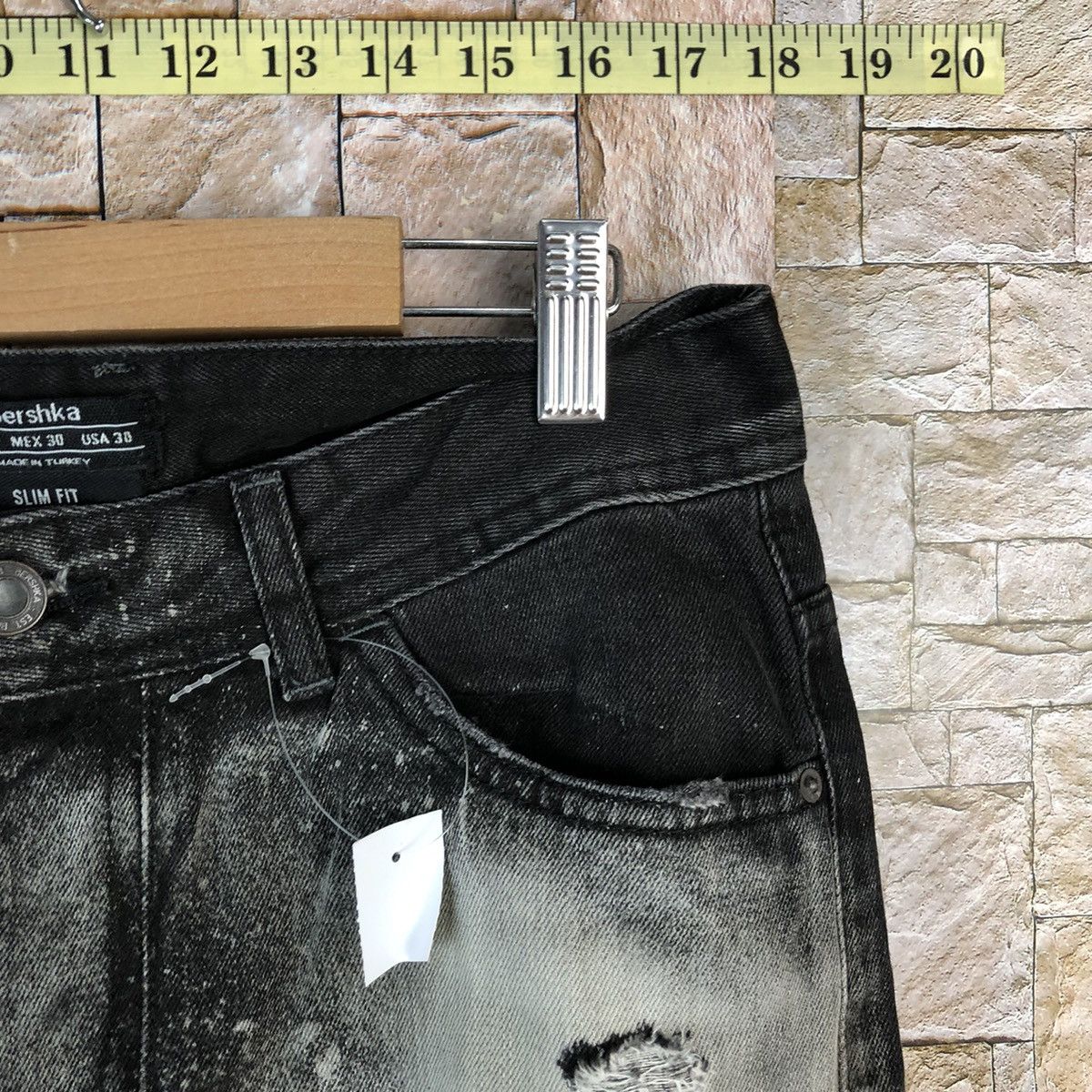 Japanese Brand Bershka Black faded ripped Distressed Denim Pants #A971 Size US 29 - 9 Thumbnail