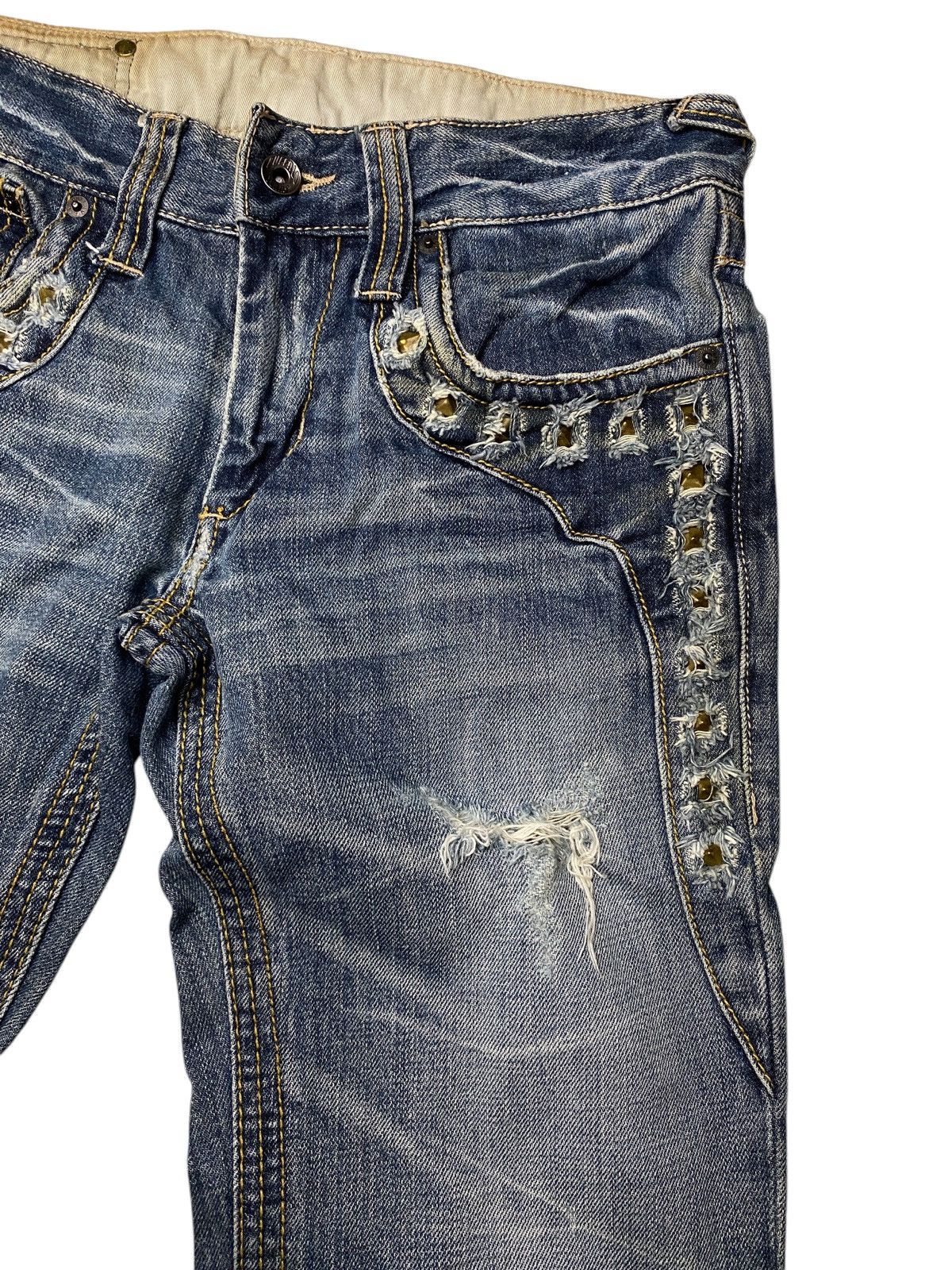 Tornado Mart 2000's Buffalo Studded Seawash Unfisinished Flared Jeans Size US 29 - 3 Thumbnail